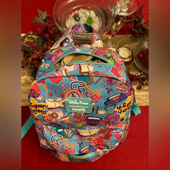 NWT - LOUNGEFLY + DISNEY PIXAR EDITION MINI BACKPACK🩵🎒💎🎁🩷 - Picture 8 of 15